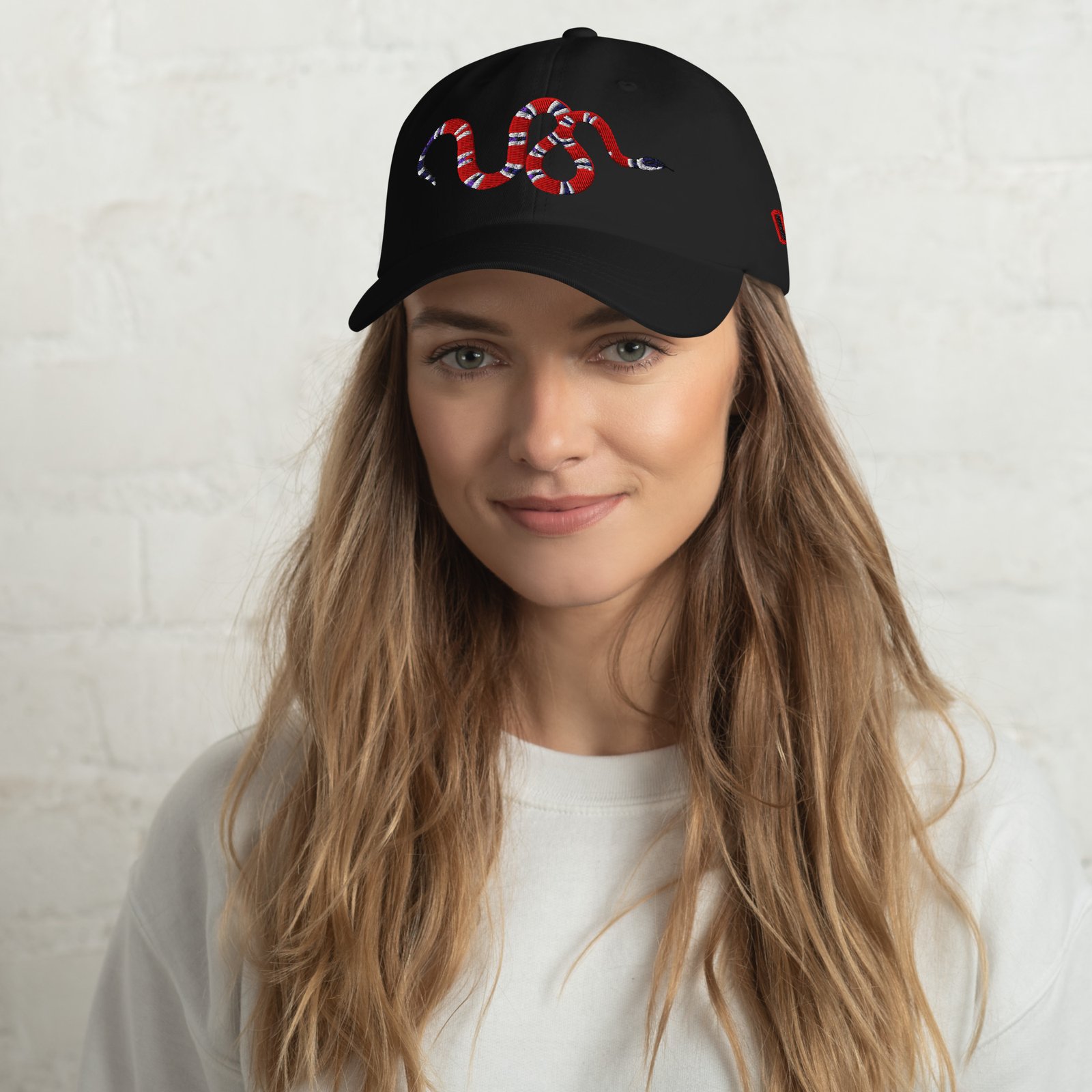 Unisex Classic Snake-Embroidered Cap – Be Bold, Be Your Style 4 Unisex Classic Snake-Embroidered Cap – Be Bold, Be Your Style – Image 4