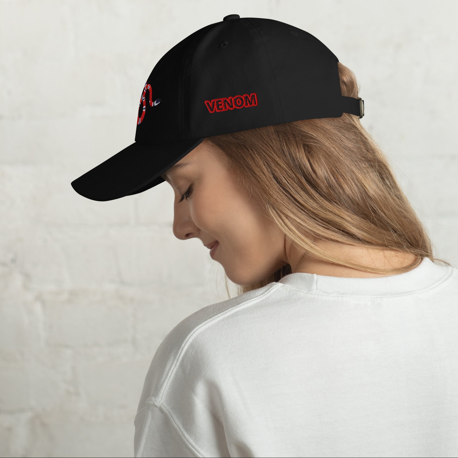 Unisex Classic Snake-Embroidered Cap – Be Bold, Be Your Style 2 Unisex Classic Snake-Embroidered Cap – Be Bold, Be Your Style – Image 2
