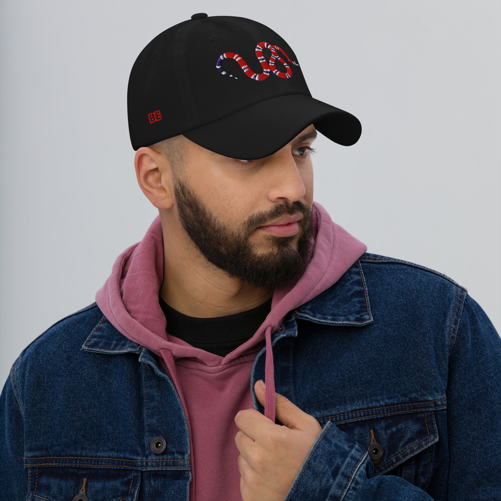 Unisex Classic Snake-Embroidered Cap – Be Bold, Be Your Style 1 Unisex Classic Snake-Embroidered Cap – Be Bold, Be Your Style